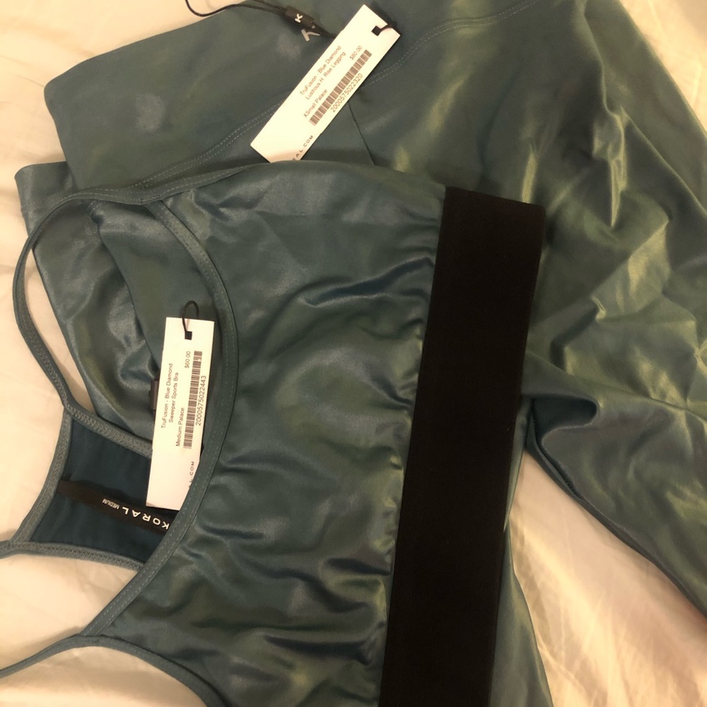 Koral XS Lustrous High Rise Leggings in Palace